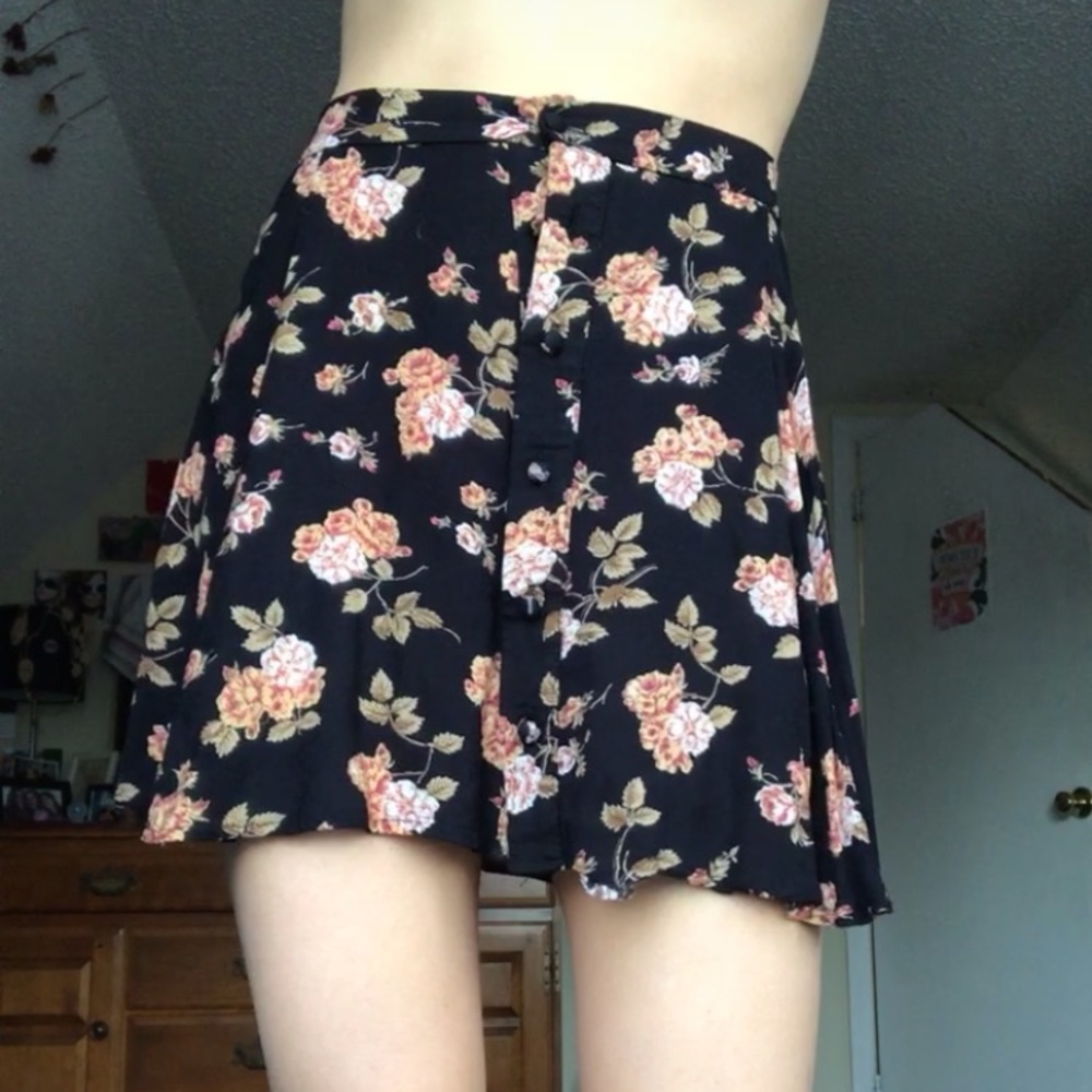 Brandy Melville Floral Skirt